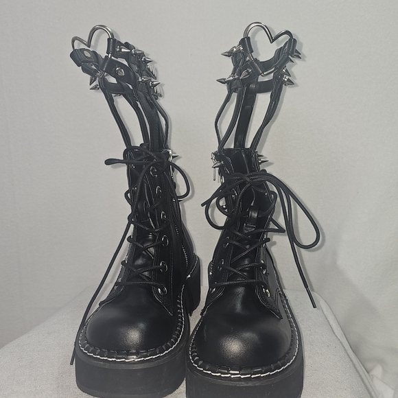 Demonia Emily-357 Black Platform Combat Boots Spikes Harness Punk Goth Sz 7-7.5 - Picture 1 of 12
